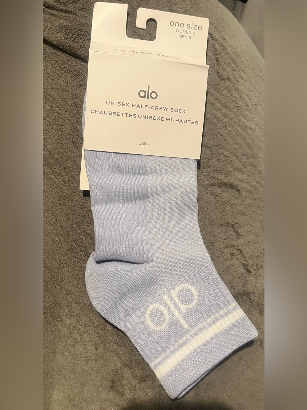 ALO Yoga Light Blue Unisex Half-Crew Athletic Socks